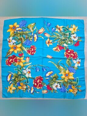 Auth CHANEL CC Turquoise Floral Blooms Silk Scarf